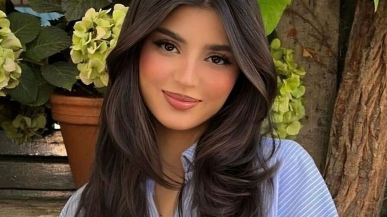 cortes de cabelo longo feminino com franja