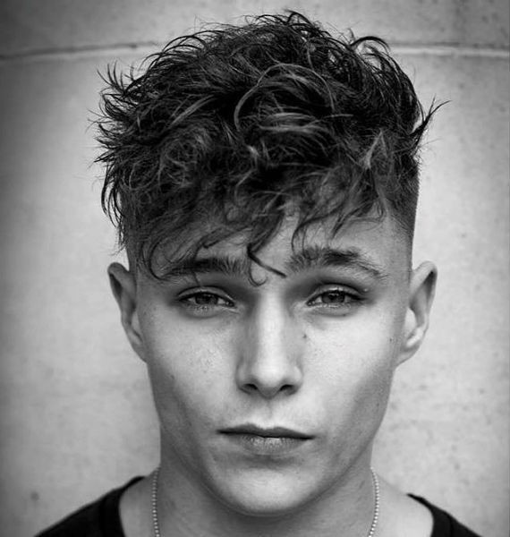 corte masculino cabelo cacheado longo