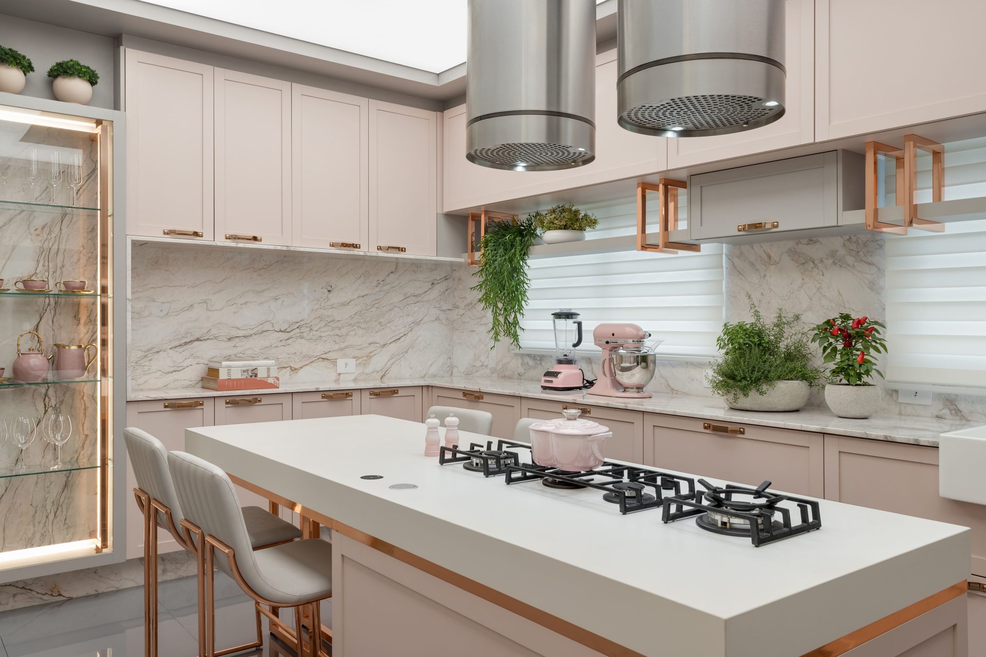 Cozinha Americana: Tendências de Design e Integração com Mármore