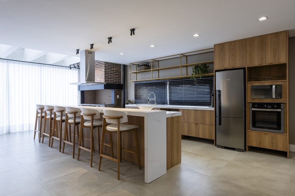 Cozinha Planejada Pequena: Otimizando Espaços com Estilo