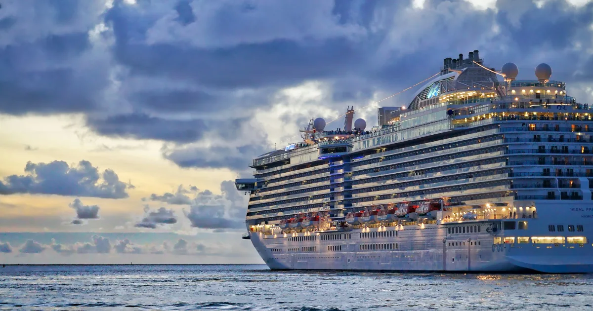 Os Melhores Destinos de Cruzeiro no Litoral Brasileiro