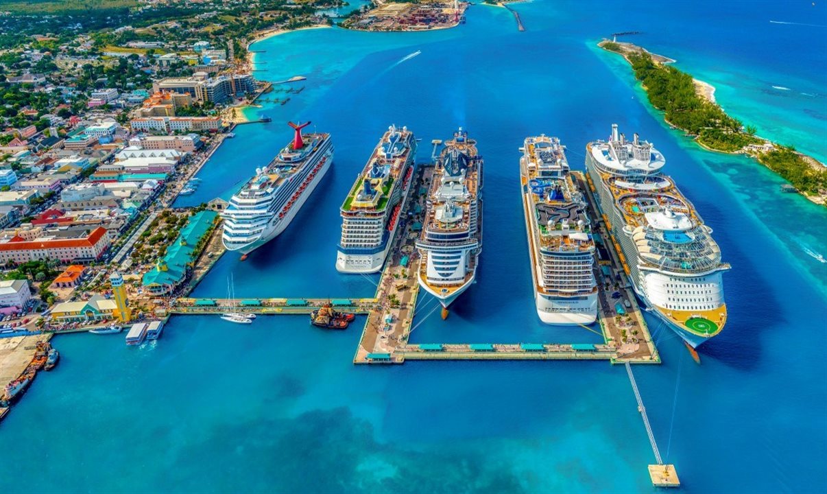 Os Melhores Destinos de Cruzeiro no Litoral Brasileiro