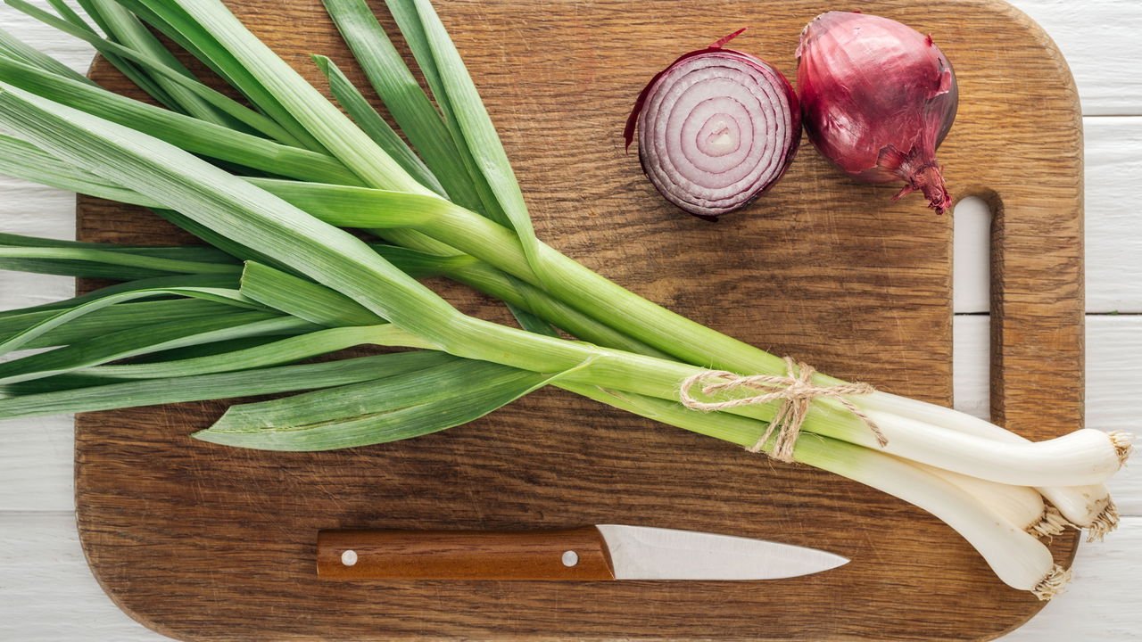 como plantar alho em casa