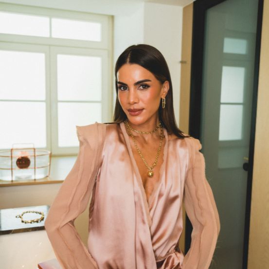 Desvendando as Polêmicas: Camila Coelho e a Relação com Fafella