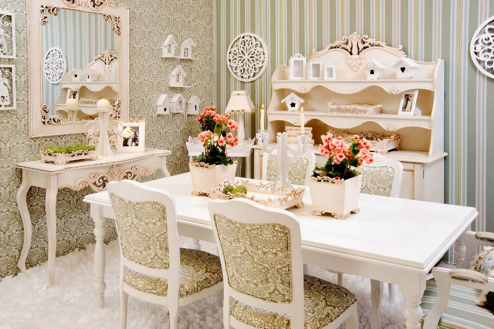 restaurar móveis com verniz passo a passo