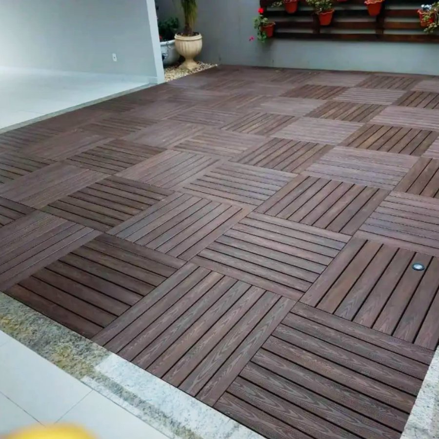 Deck de madeira plástica