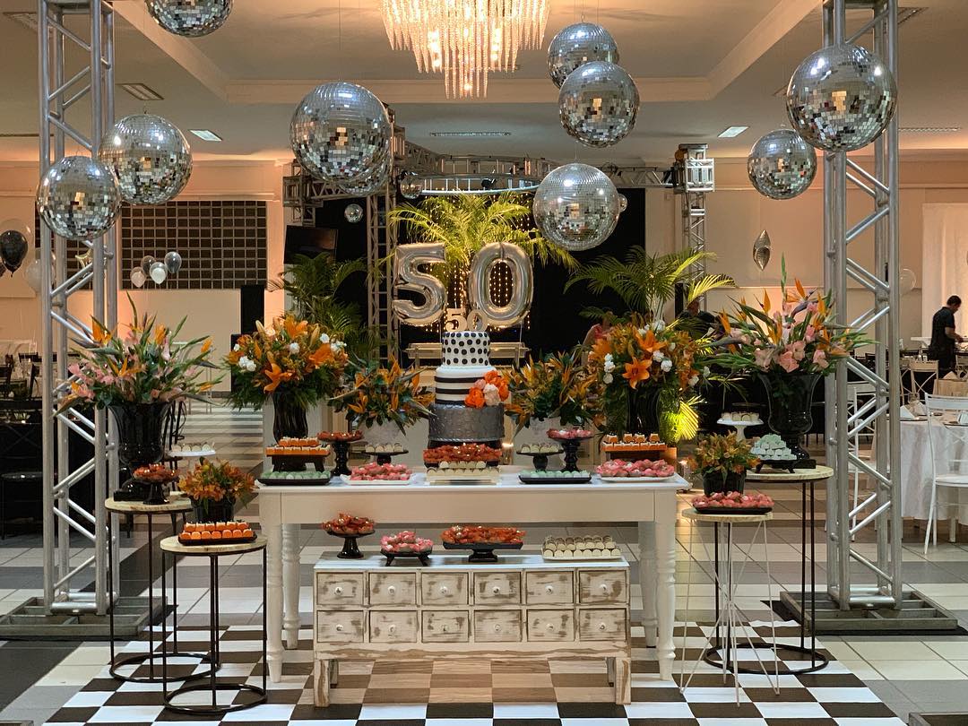 ideias criativas decoração 50 anos