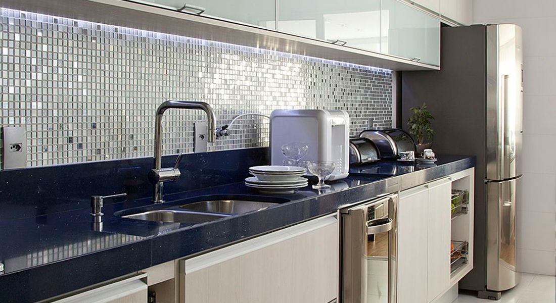 Modelos de pastilhas adesivas para cada estilo de cozinha