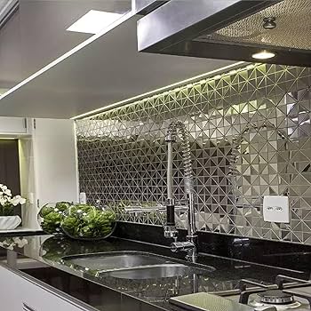 Pastilhas adesivas: Transforme sua cozinha sem quebra-quebra