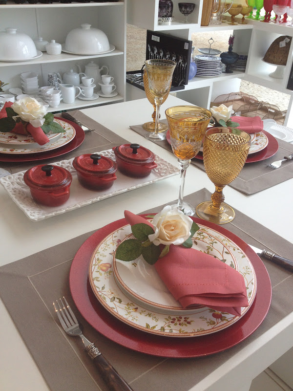 como decorar mesa de jantar simples e bonita