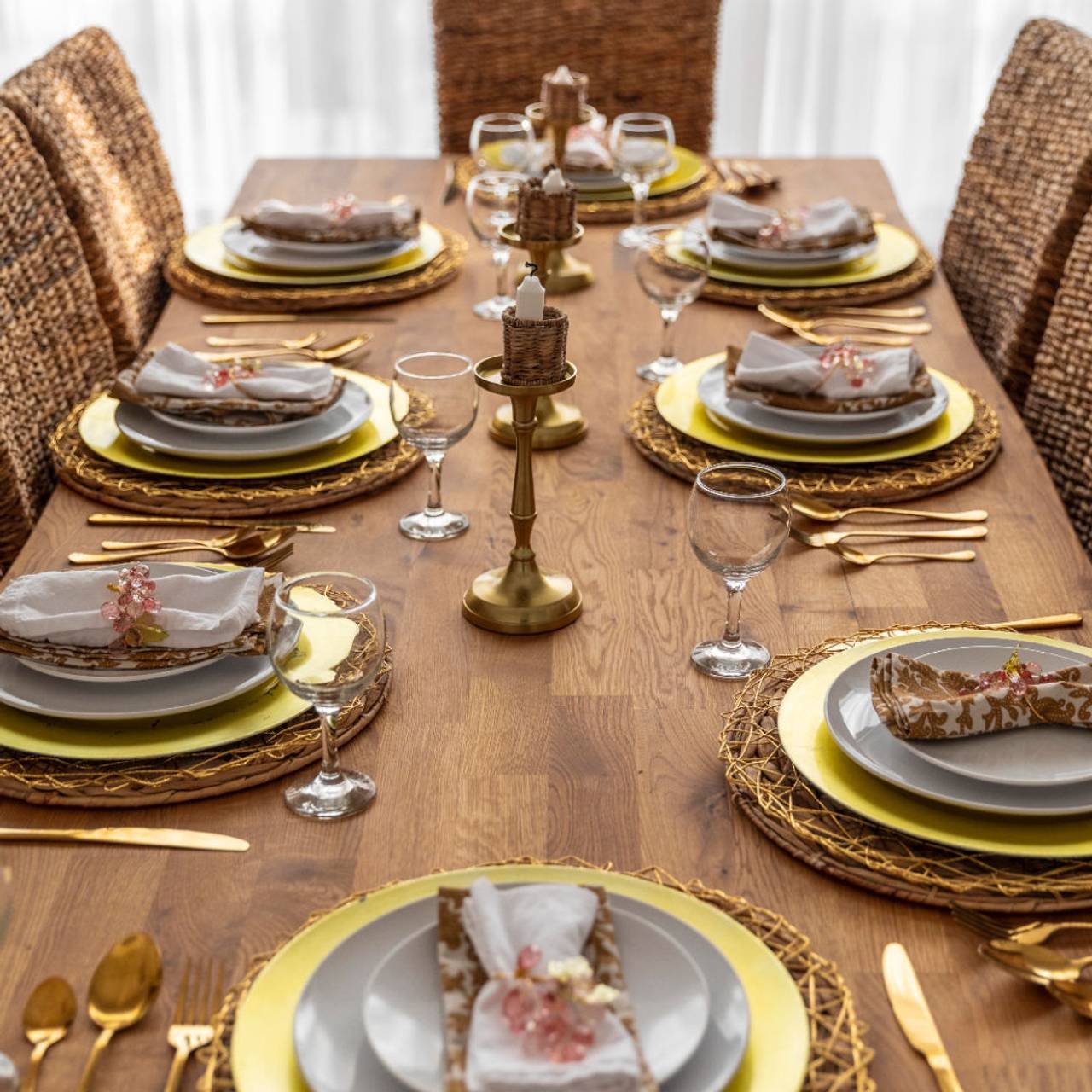 como decorar mesa de jantar simples e bonita