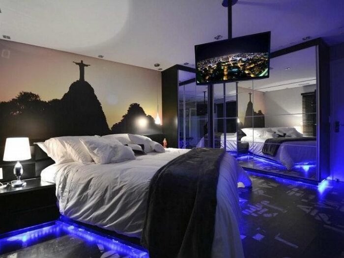 decoração de quarto de casal com luzes de led