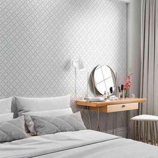 decoração de quarto de casal com papel de parede