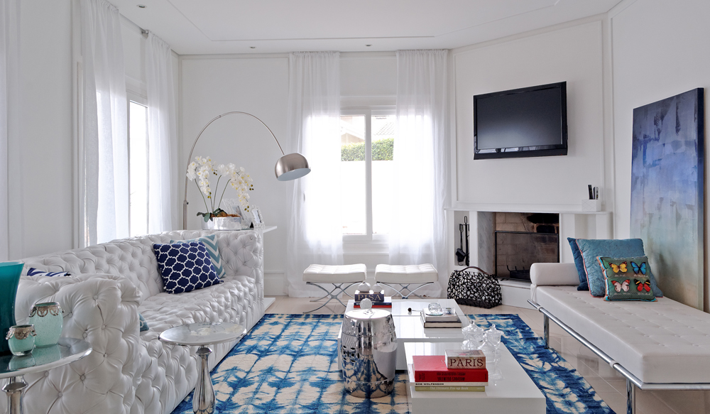 decoração de sala azul e cinza