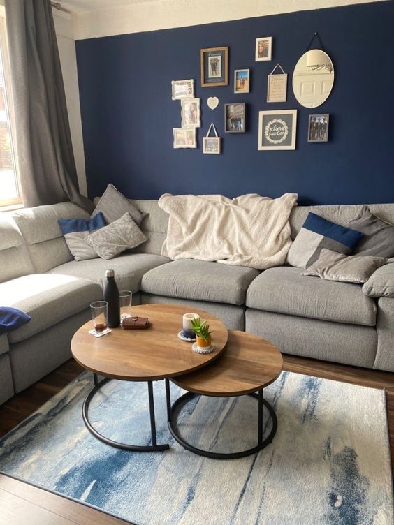 decoração de sala azul e cinza