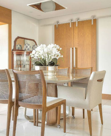 Como Usar Espelhos para Ampliar Ambientes