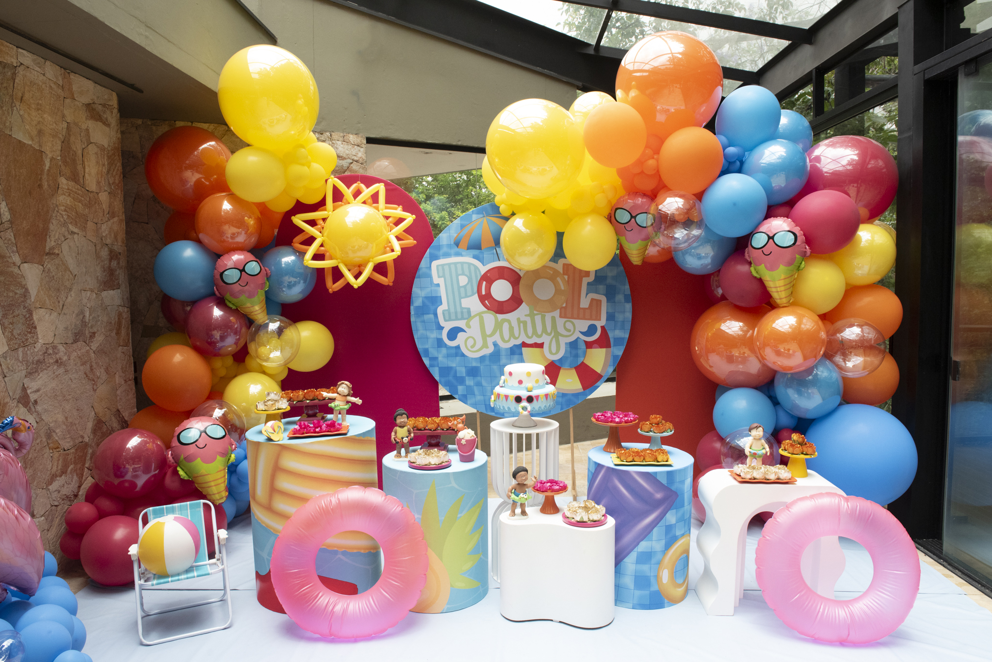 5 ideias de títulos:
1. Decoração Infantil 2026: Cores