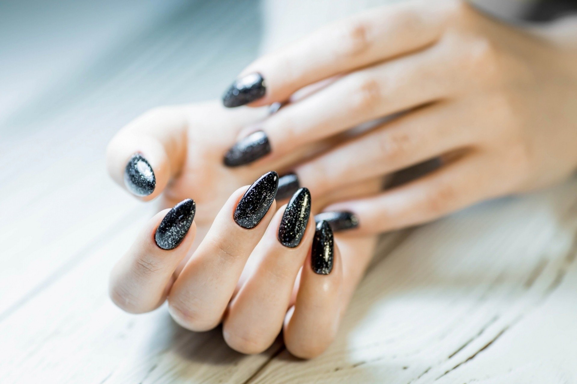 nail art delicada em gel