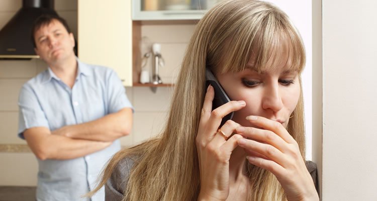 como saber se ela está sendo infiel