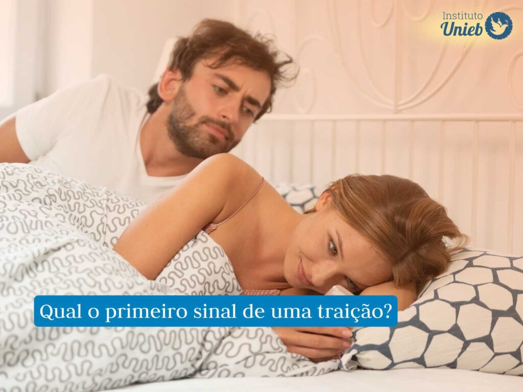 indícios de infidelidade na mulher