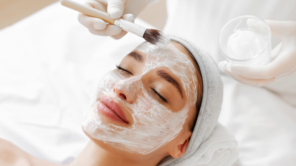 Sucos Detox para a Pele: Receitas para Complementar seu Cuidado Facial