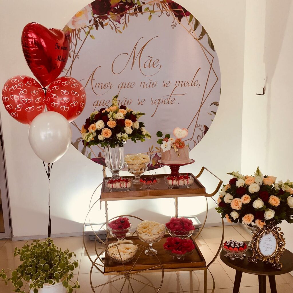 como fazer painel de flores de papel dia das mães