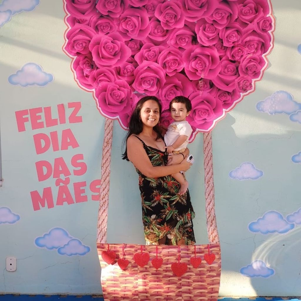 dia das mães na escola vs dia da família na escola