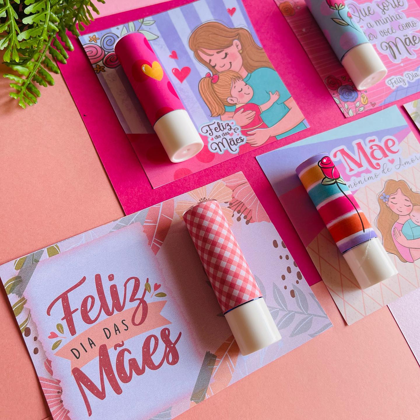 caneca personalizada vs joia personalizada dia das mães