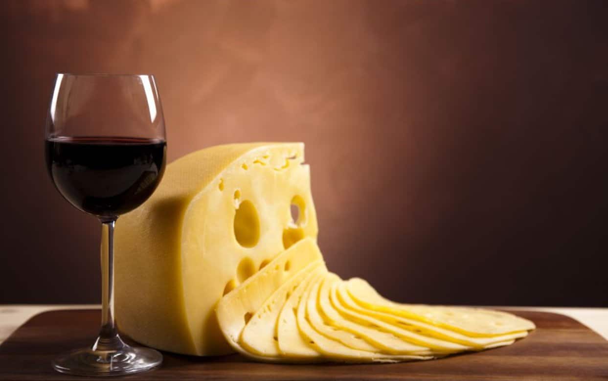 dicas de sommelier para harmonizar queijos e vinhos