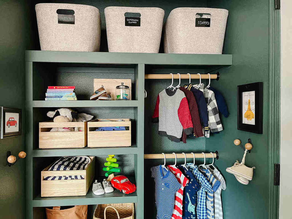 Como Dobrar Roupas Infantis Usando a Técnica Envelope