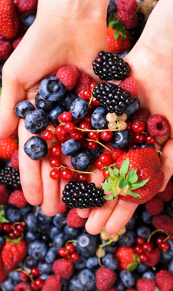 Receitas Deliciosas com Frutas Vermelhas para Todas as Refeições