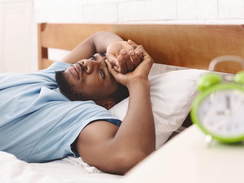 Diagnóstico e Opções de Tratamento
4. Narcolepsia: Entenda a Condição e Como Gerenciá-la
5. Síndrome das Pernas Inquietas: Alívio e Cuidados Essenciais