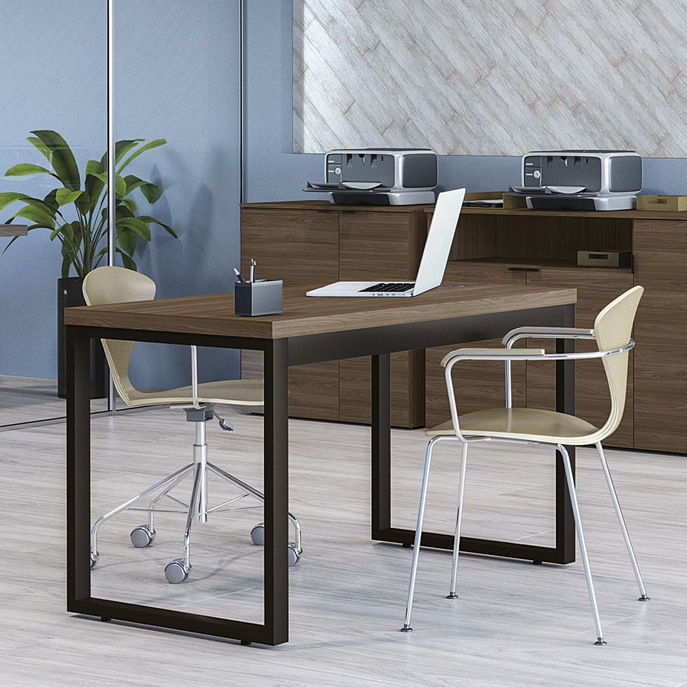 Iluminação Industrial: Como Escolher as Melhores Lâmpadas e Luminárias