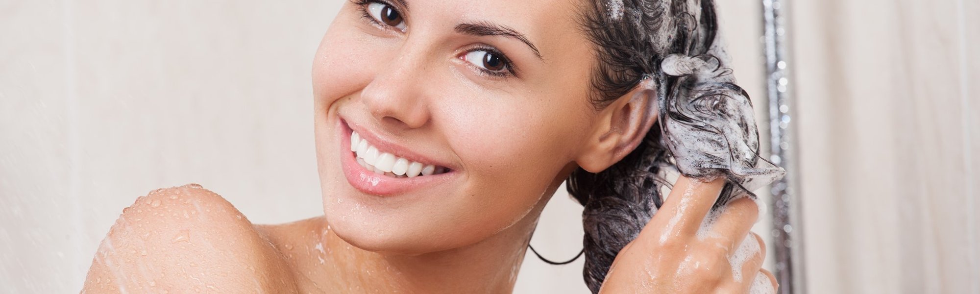 Esfoliar O Couro Cabeludo