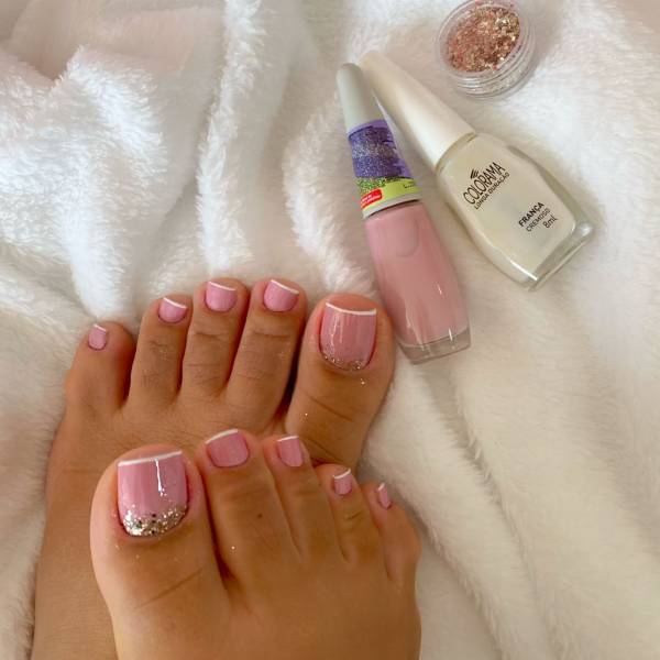 erros ao aplicar esmalte branco nos pes