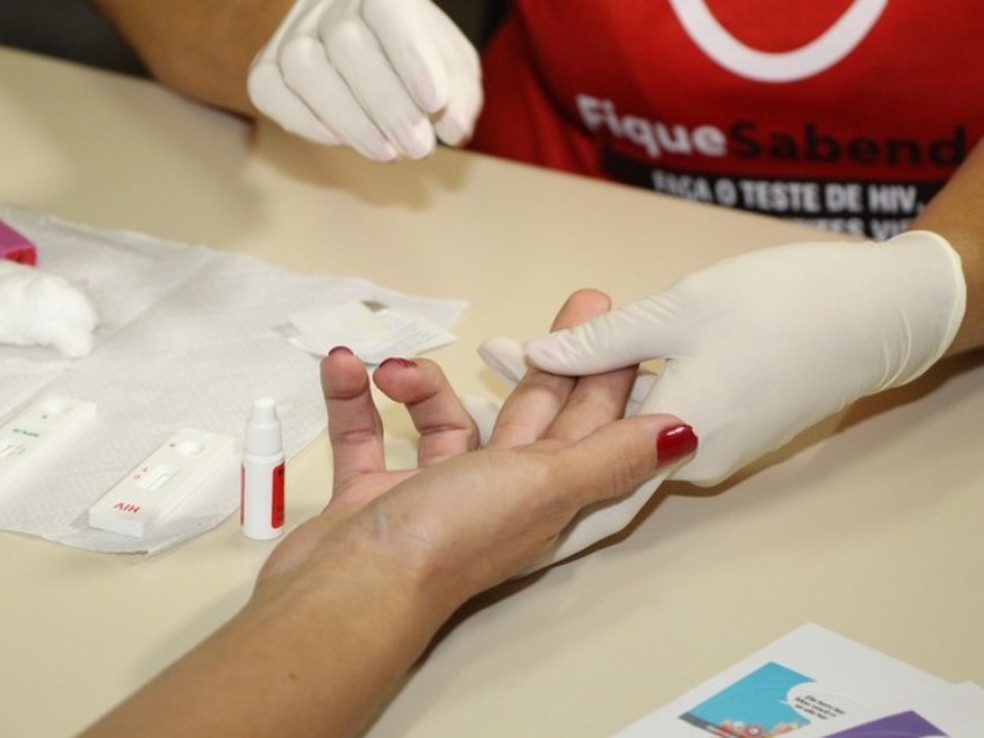 Guia Completo dos Exames de Sangue para ISTs