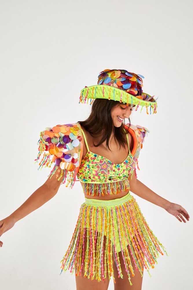 fantasias femininas criativas DIY