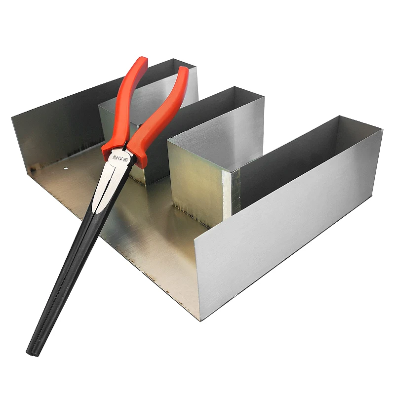 utensílios de cozinha com a letra e