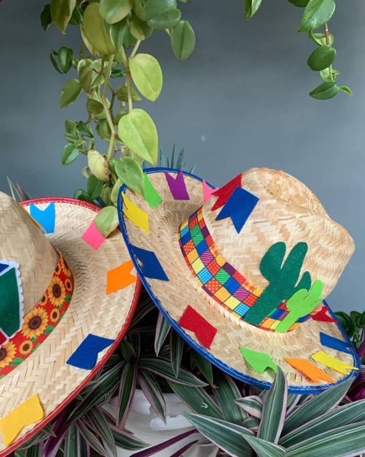 quanto custa um chapéu de festa junina personalizado?