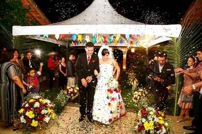 quanto custa um vestido de noiva junina
