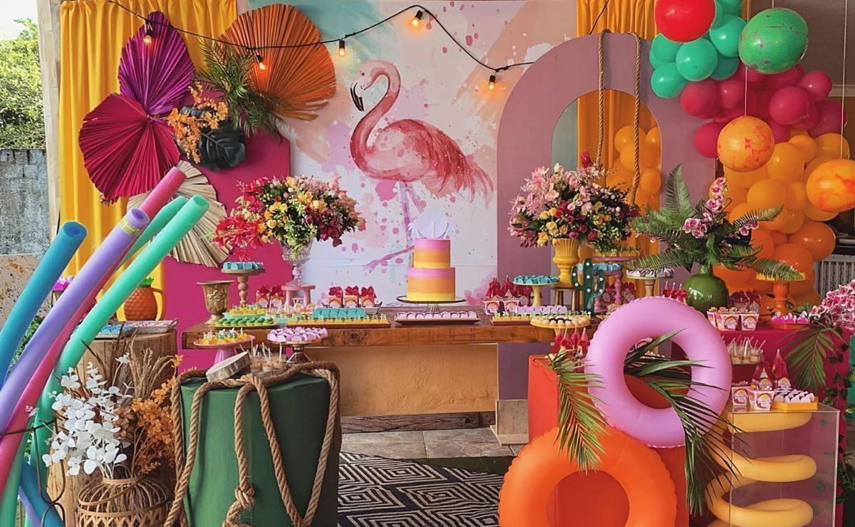 tema festa tropical