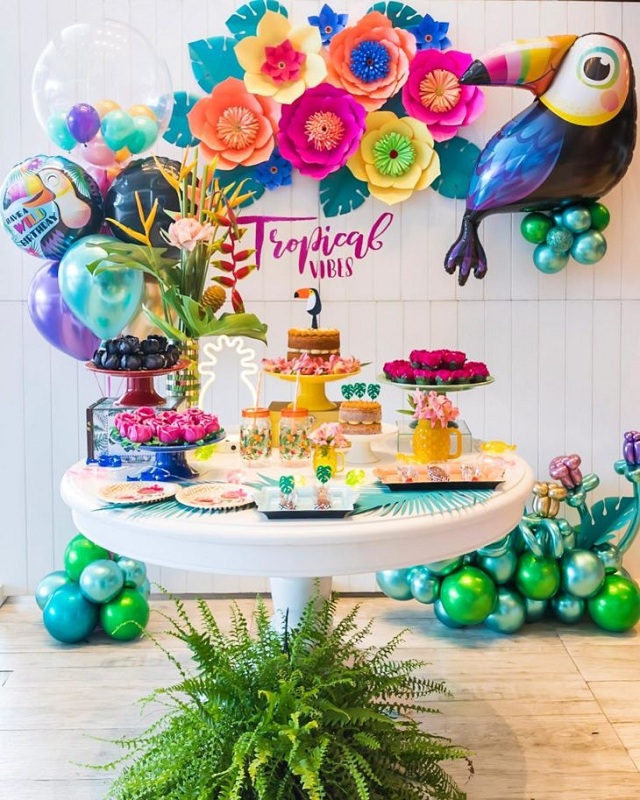 decoração festa tropical infantil