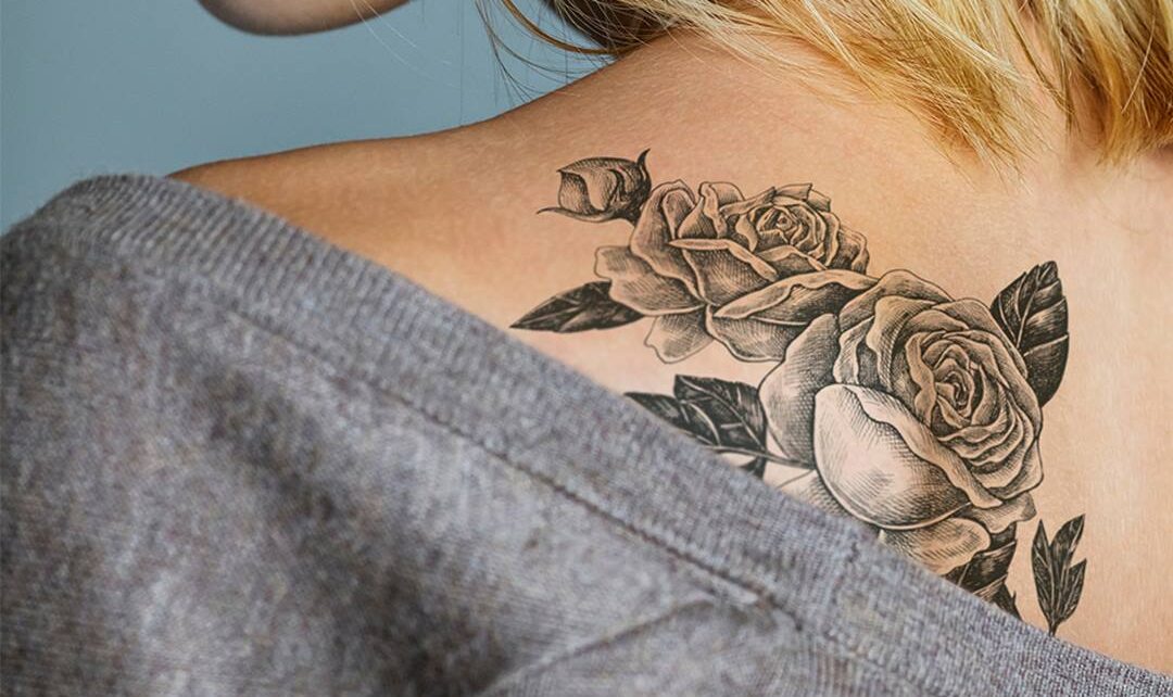 foto tatuagem costas