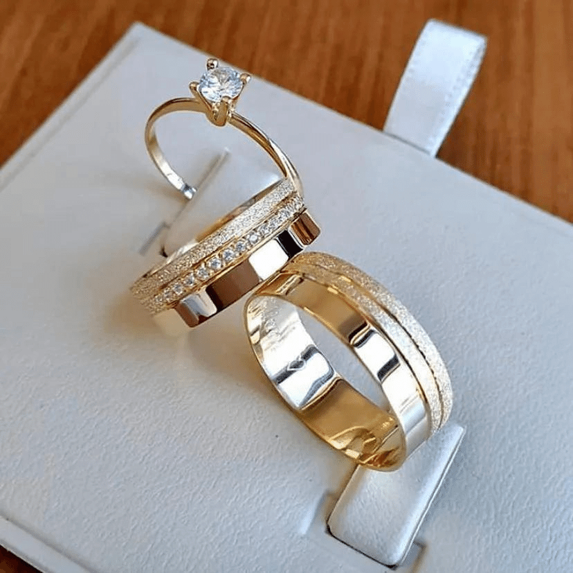 Fotos De Aneis De Ouro