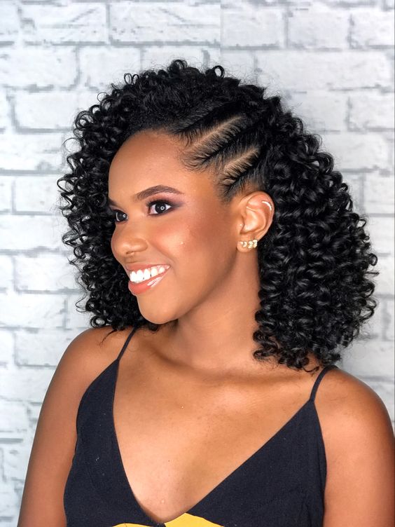 penteados com coque cabelo cacheado