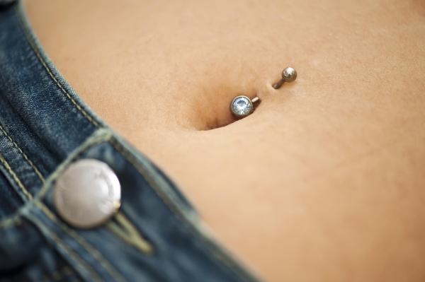 cuidados com piercing no umbigo após cicatrização
