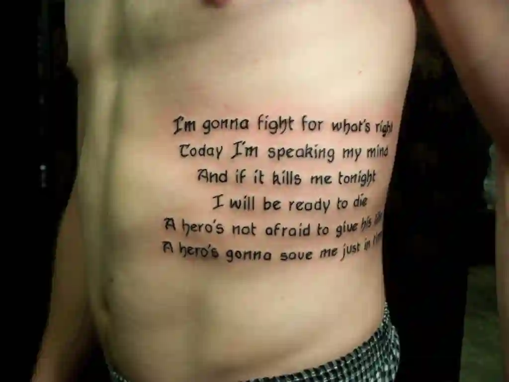 frases para tatuagem masculina no pescoço
