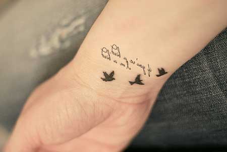 melhores frases para tatuagem masculina antebraço minimalista