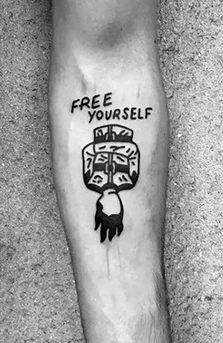 preço tatuagem frase antebraço masculino minimalista