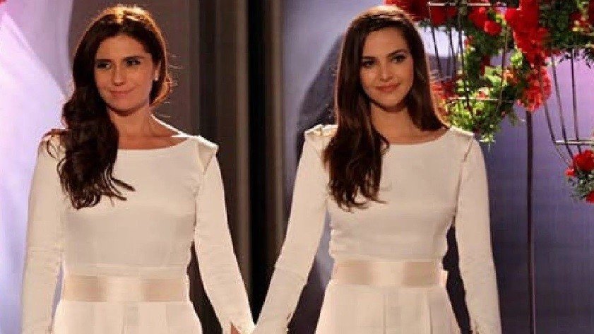 Giovanna Antonelli e Tainá Müller beijo lésbico